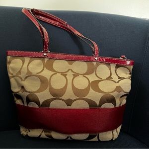 Coach purse, gently used. No stains or scratches.